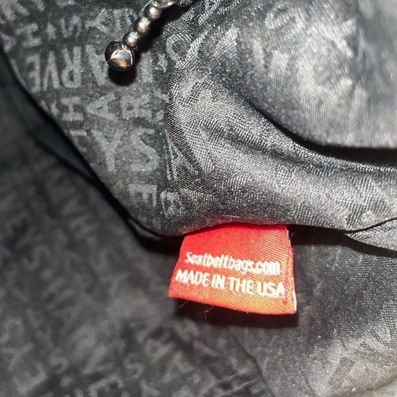 Harveys Seatbelt Bag Women's Lola Satchel Salvage, Black Satchel - Picture 13 of 16